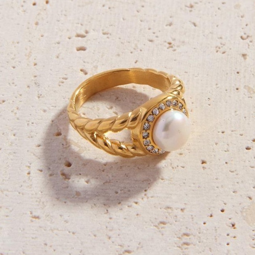 Elegant Gold Pearl Ring*Twisted Ring*Chunky Minimalist Old Money Vintage*MLR007